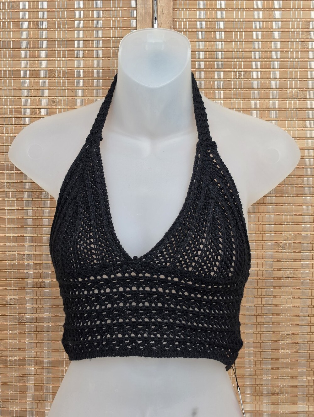 Romwe Black Crochet Halter Crop Top Women's Summer Top Size XXS NWT